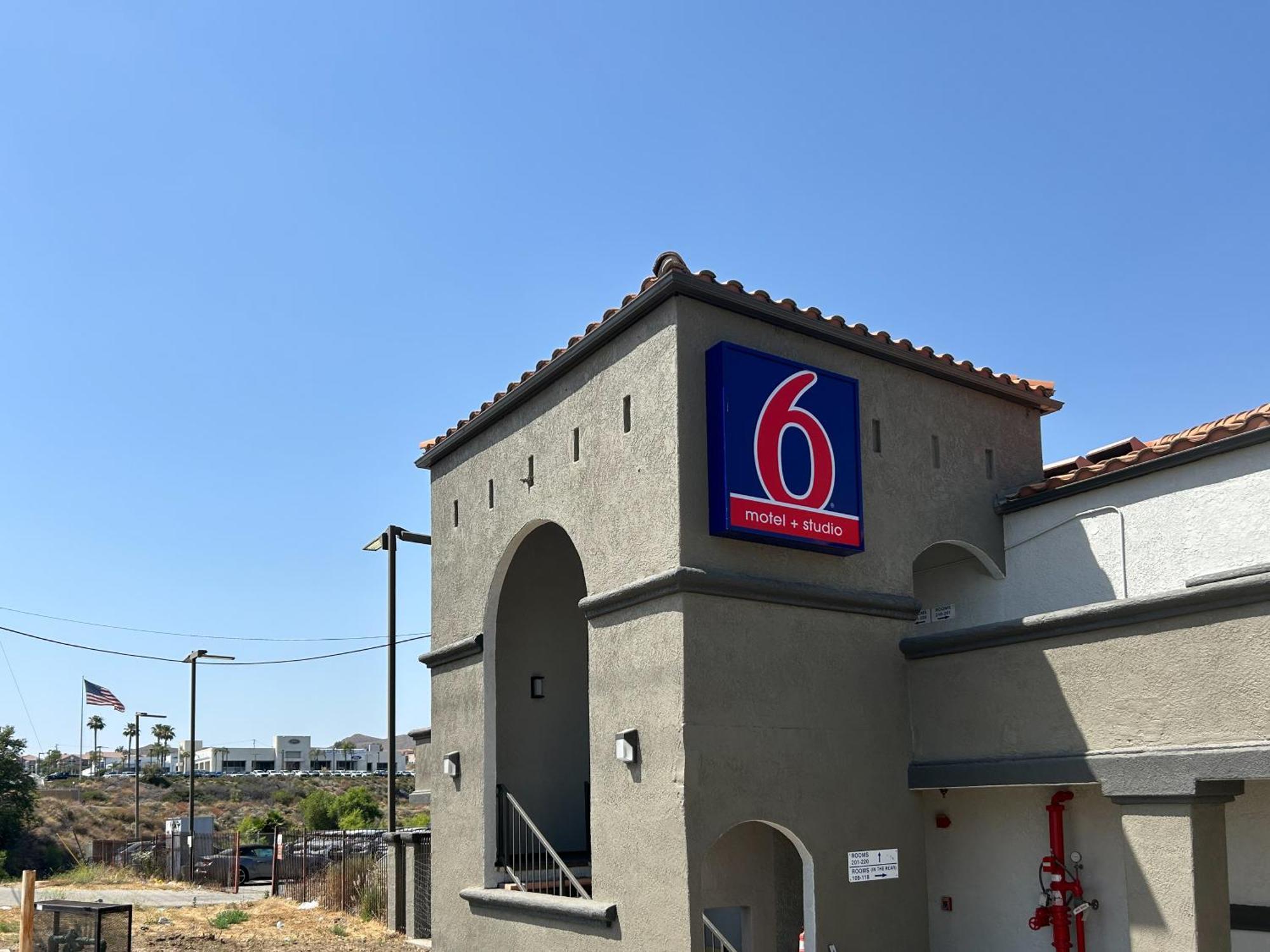 Studio 6 Lake Elsinore, Ca Екстериор снимка